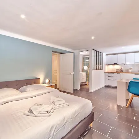 Holiday home Maison Sara Les Pins Juan-les-Pins