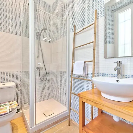 Holiday home Maison Sara Les Pins