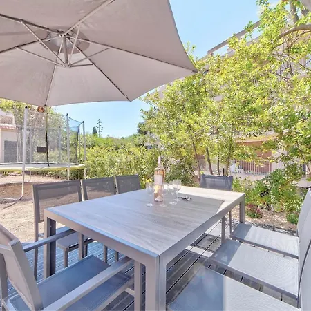 Holiday home Maison Sara Les Pins Juan-les-Pins