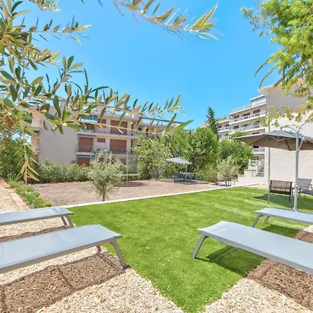 Maison Sara Les Pins * Juan-les-Pins