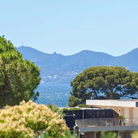 Holiday home Maison Sara Les Pins Juan-les-Pins