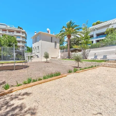 Holiday home Maison Sara Les Pins *